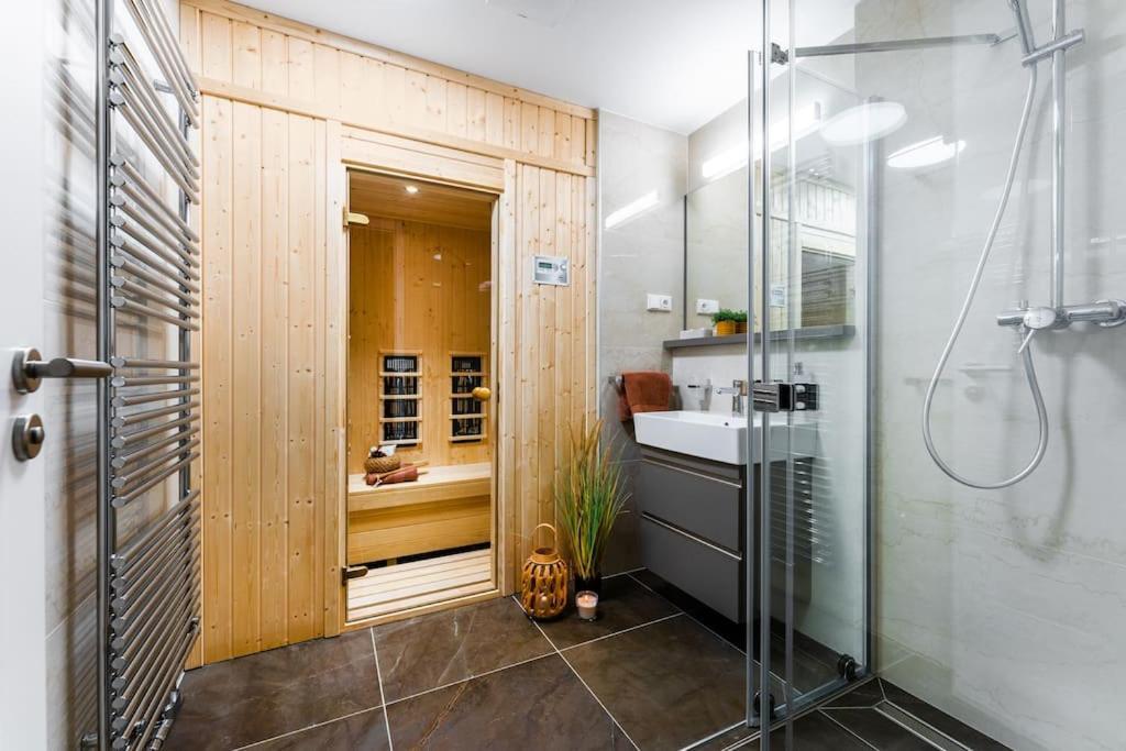 Apartament I313 Molo Lipno With Private Wellness Lipno nad Vltavou Exterior photo