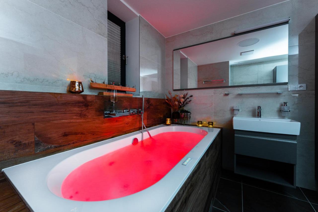 Apartament I313 Molo Lipno With Private Wellness Lipno nad Vltavou Exterior photo